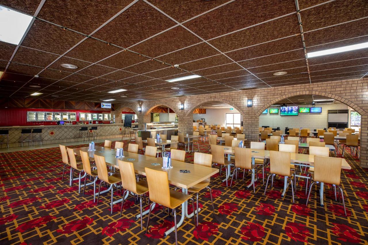Leichhardt Hotel Motel 클론커리 외부 사진
